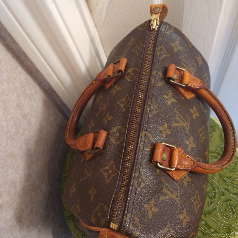 Louis Vuitton Speedy 25 Monogram - Picture 6 of 15